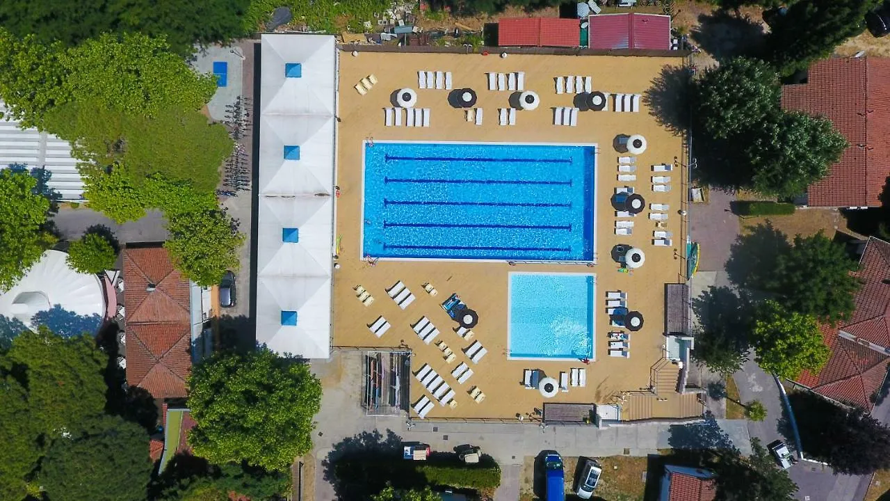 I Tre Moschettieri Camping Village Lido di Pomposa 4*,